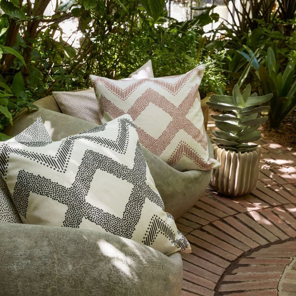 New West Elm (Set of 2) Rose & White Boho Throw Pillow Cover Case 20